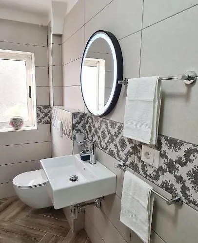 2v1 - Blloku Zy * 地拉那