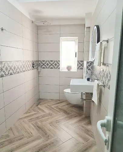 2v1 - Blloku Zy * 地拉那