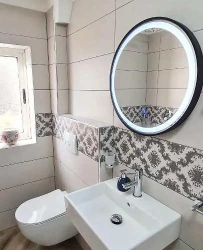 2v1 - Blloku Zy * 地拉那