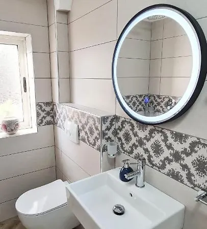 2v1 - Blloku Zy * Tirana