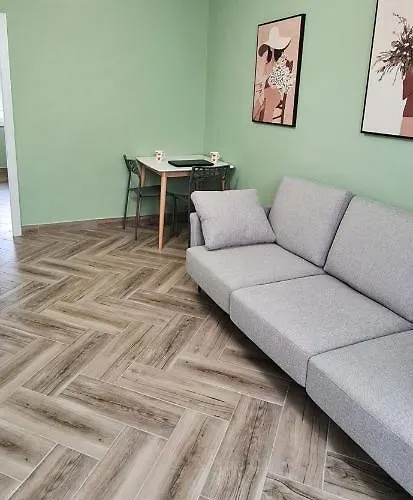 Apartament 2v1 - Blloku Zy Tirana